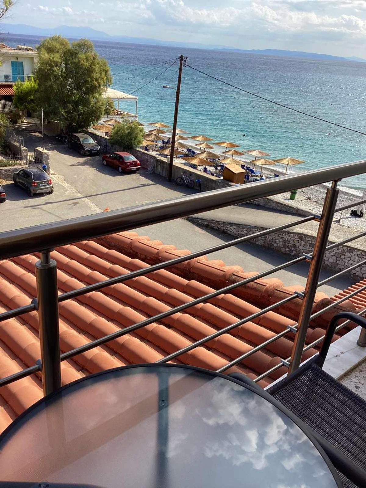 Thassa Beach Apartment No6 Leonídion Exteriör bild